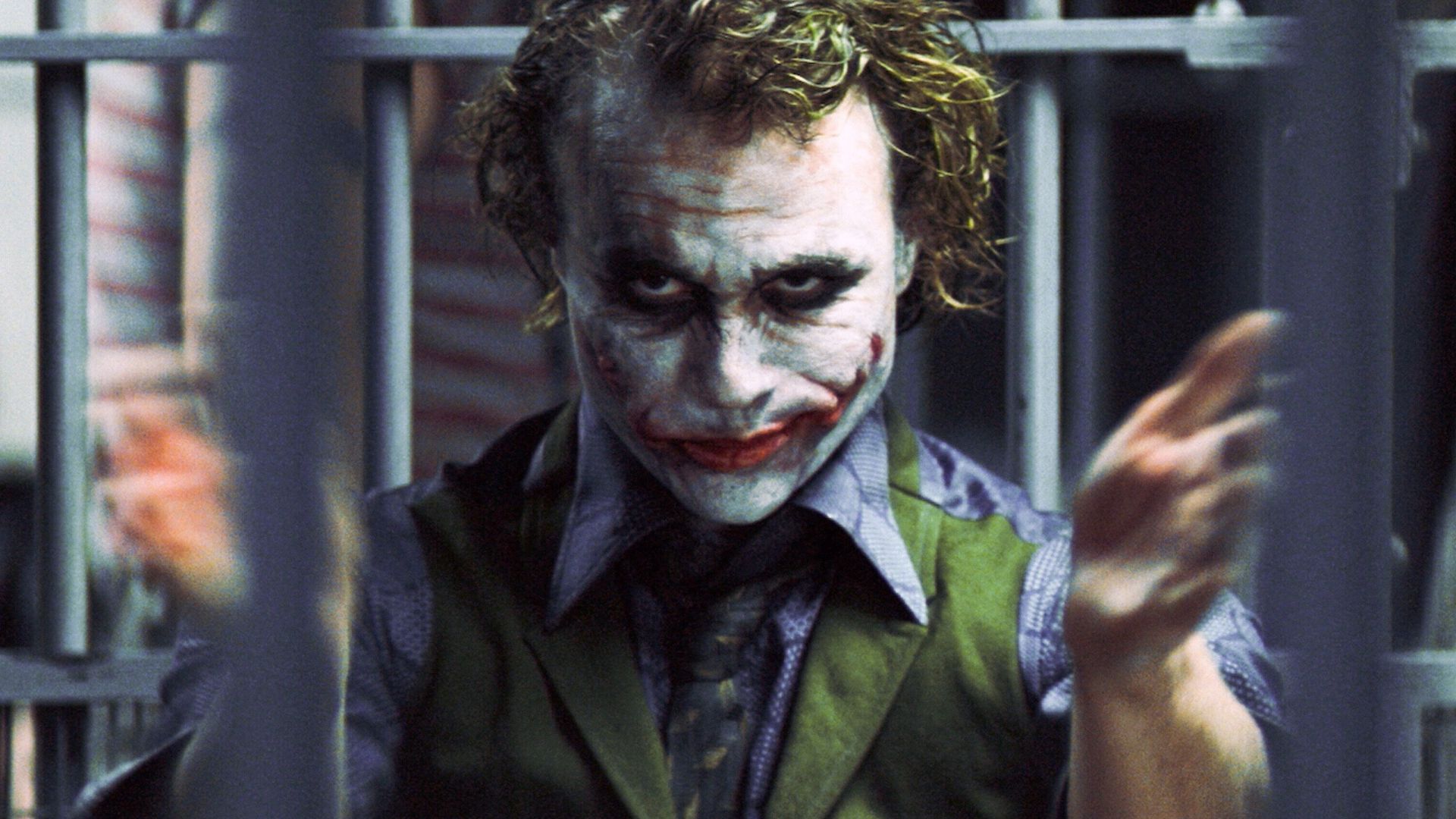 O Legado Imortal: A Loucura Inesquecível do Coringa de Heath Ledger