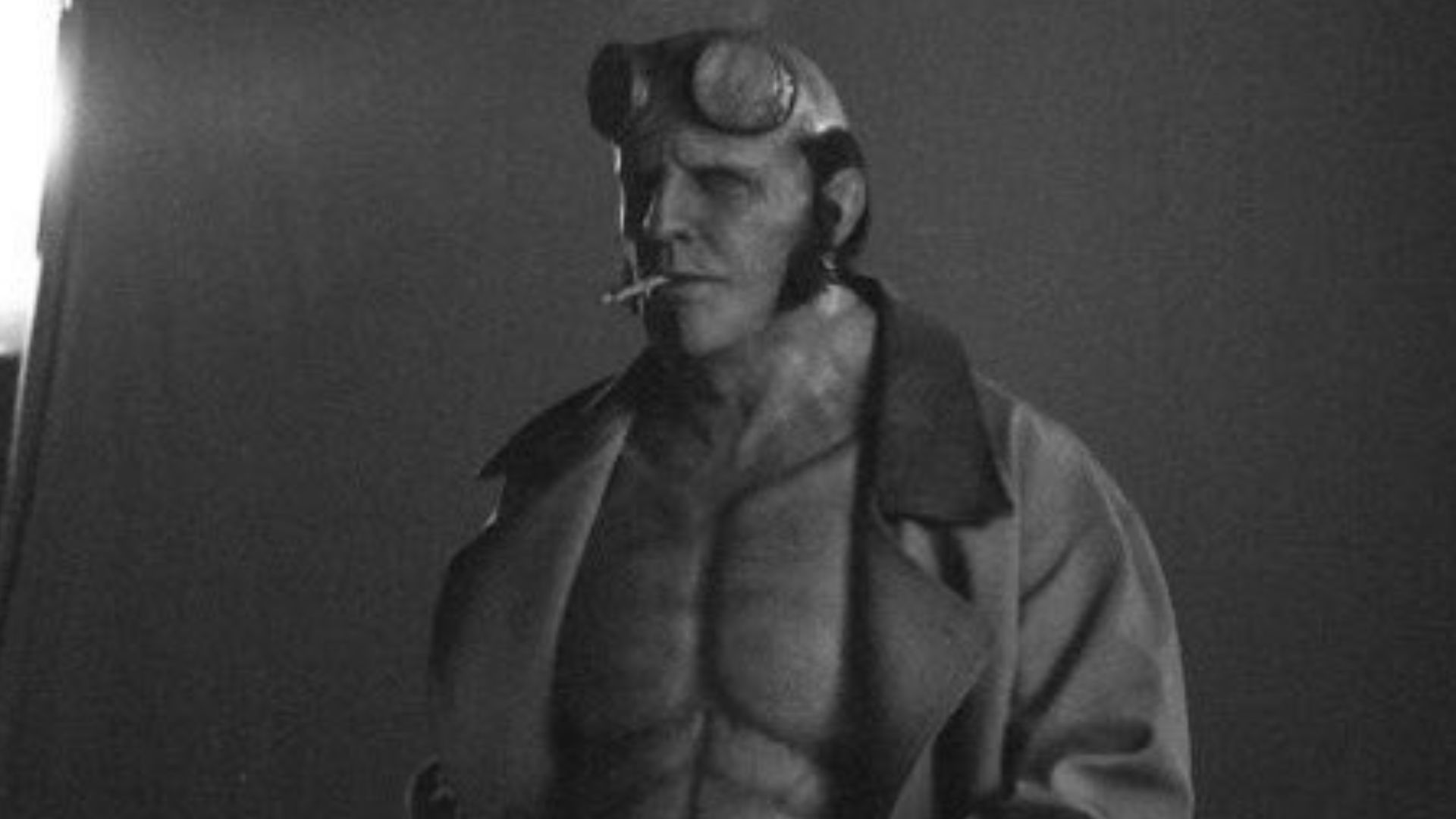 Divulgadas imagens inéditas de Hellboy e o Homem Torto