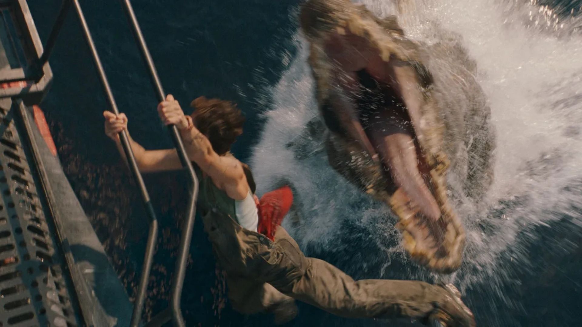 Jurassic World: Recomeço ganha clipe inédito com Scarlett Johansson enfrentando Mosassauro