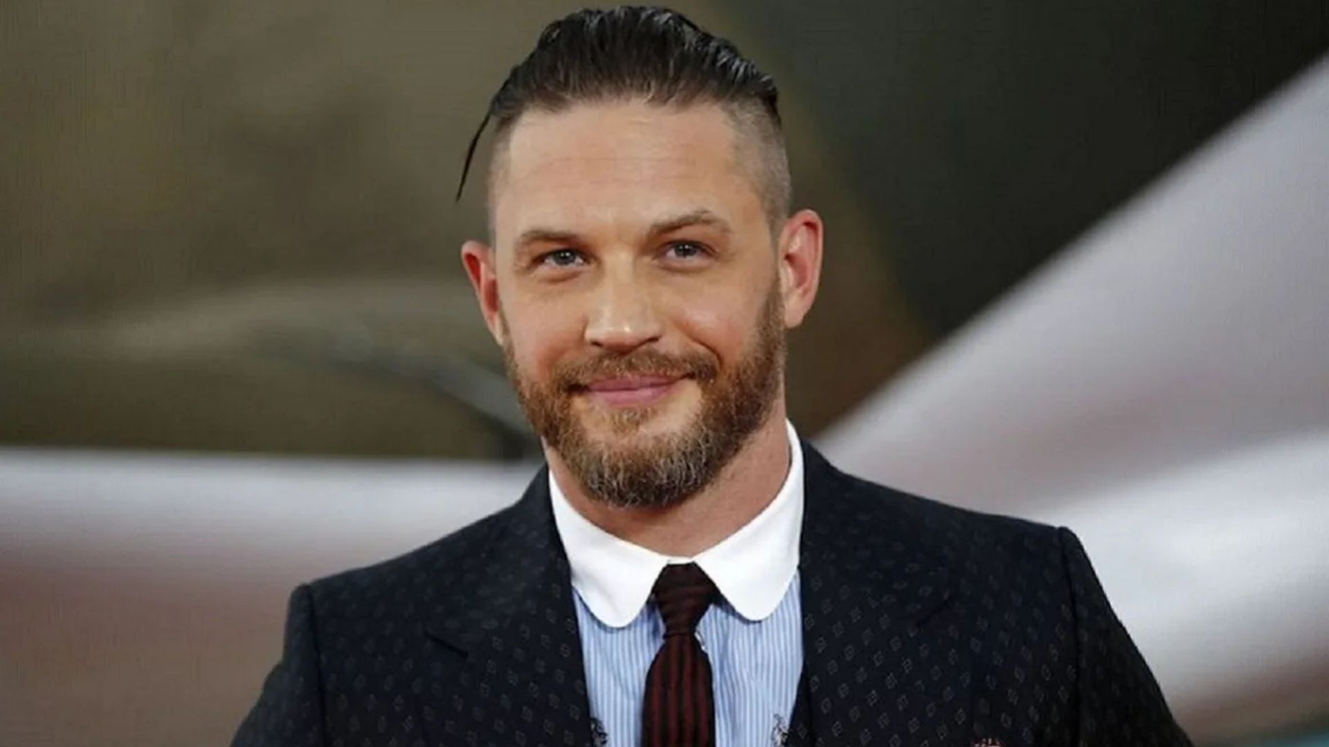 Pierce Brosnan apoia Tom Hardy como possível novo James Bond
