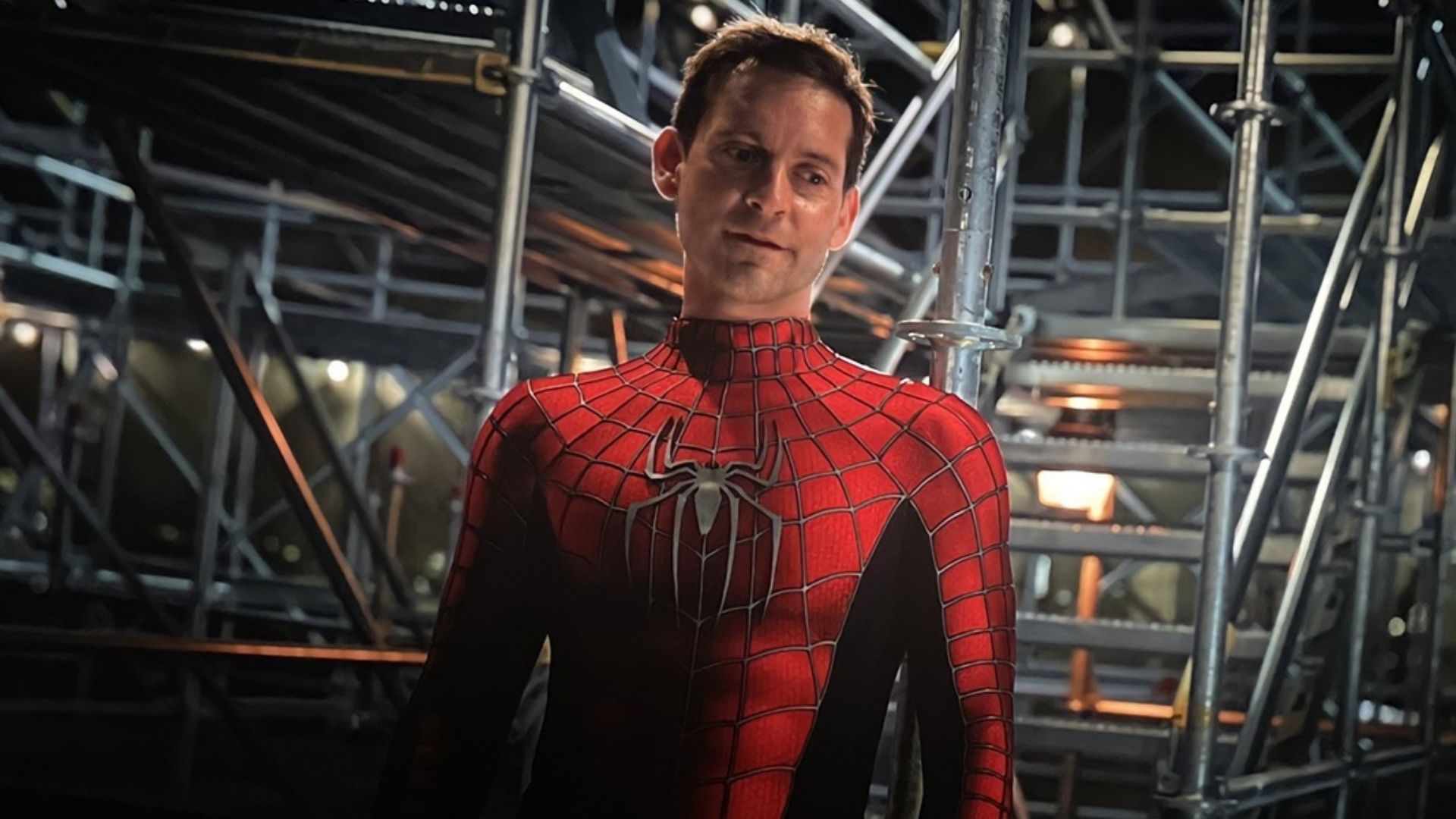 Tobey Maguire é visto em Londres e aumenta rumores sobre retorno como Homem-Aranha
