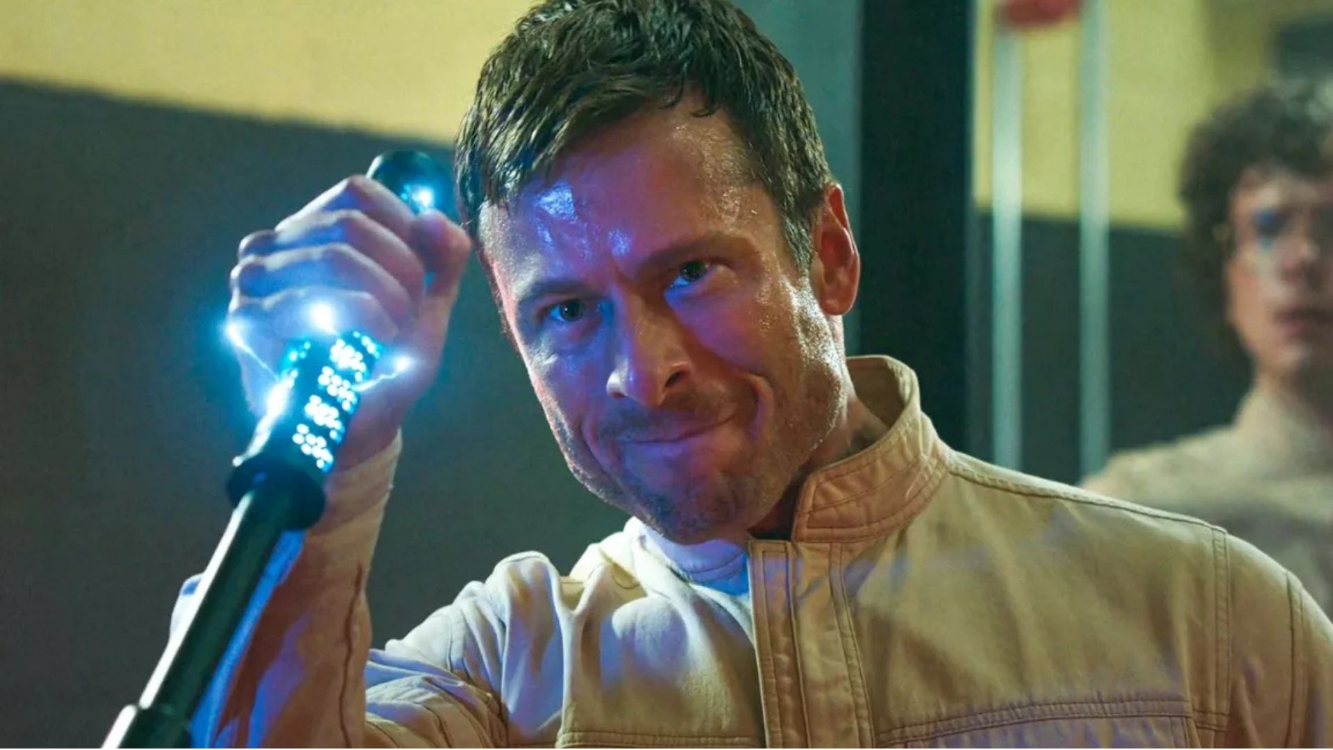 Glen Powell só garantiu papel em nova adaptação de Stephen King após aprovação pessoal do autor