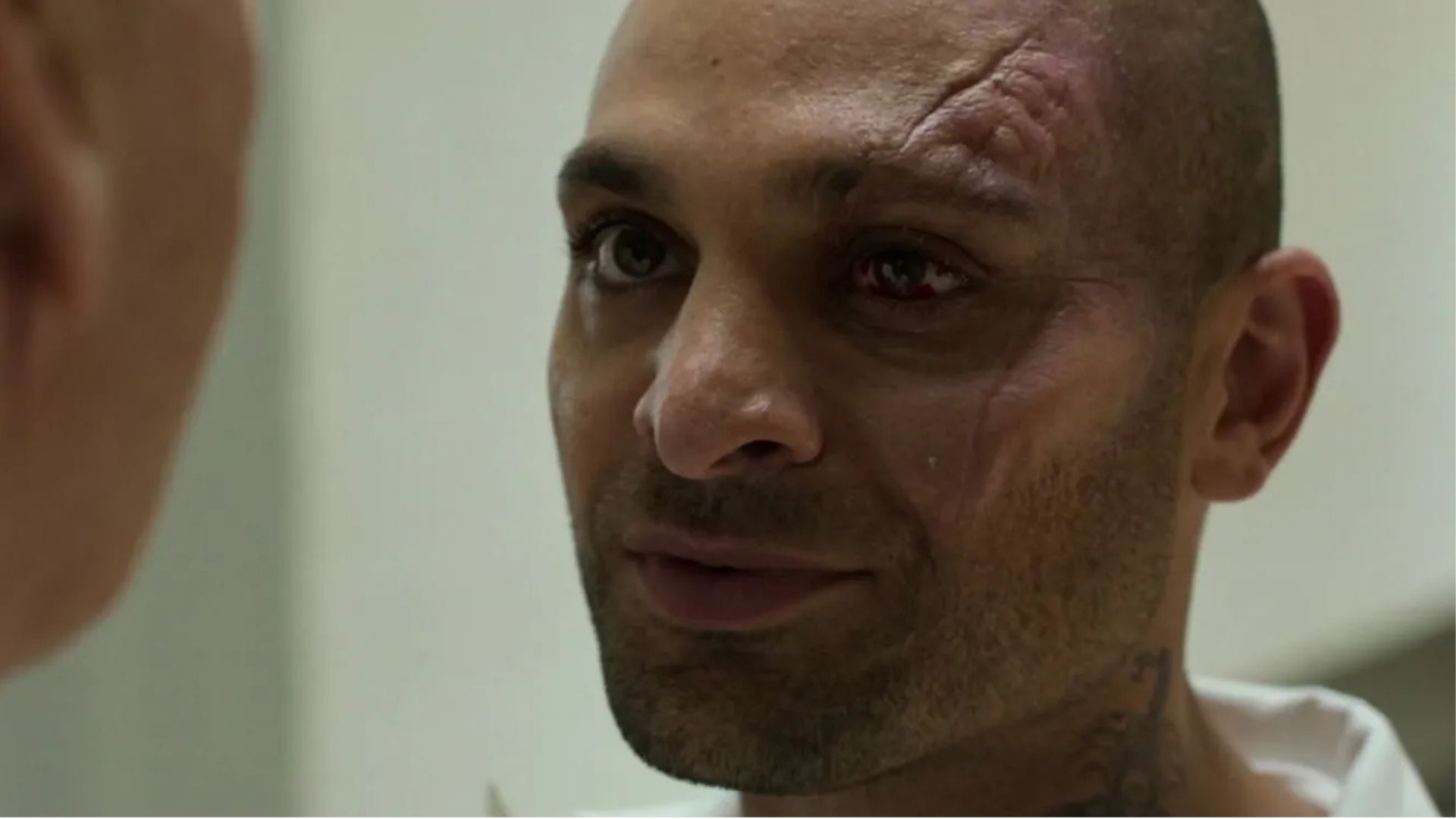 Michael Mando terá papel importante como Escorpião em Homem-Aranha: Um Novo Dia, diz rumor