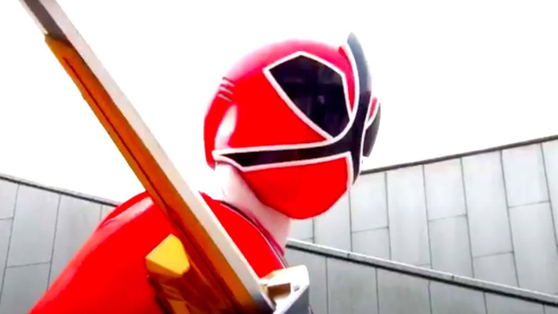 Reboot de Power Rangers pode ter Ranger Vermelha feminina; atriz desponta como favorita ao papel