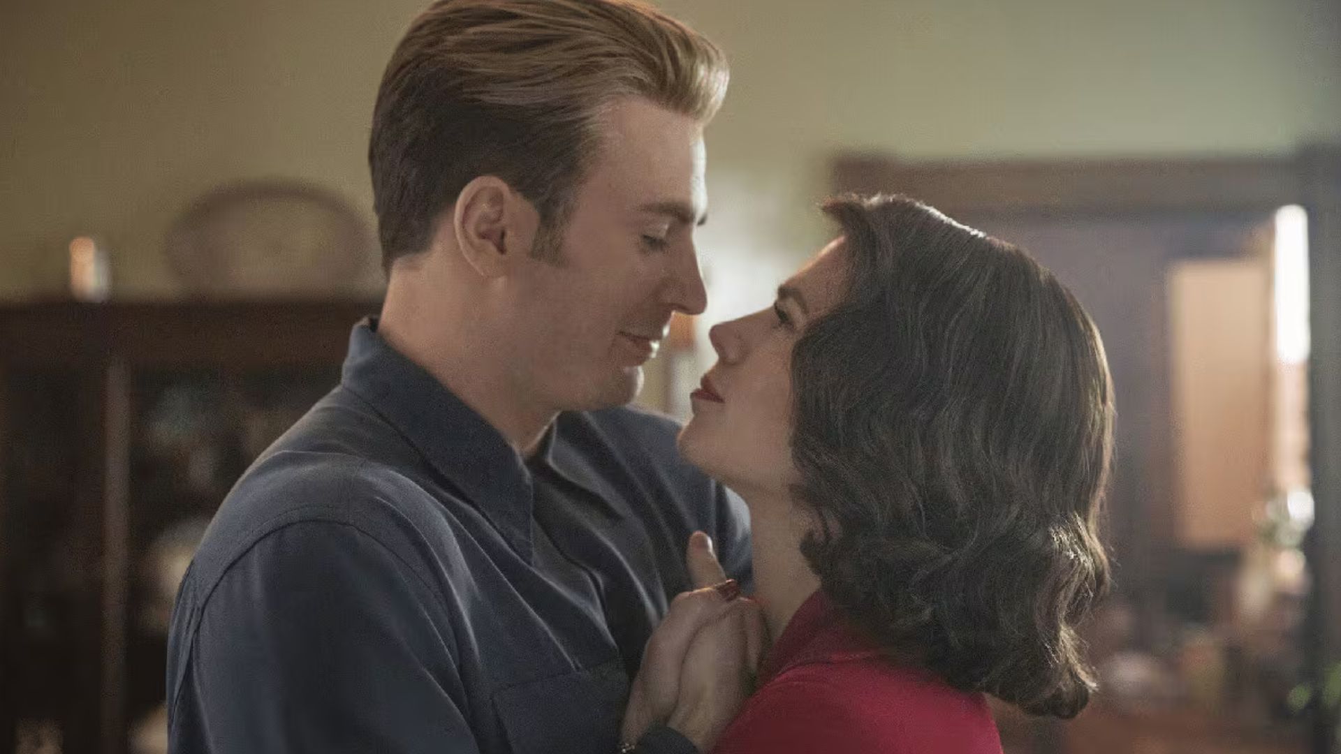 Rumor aponta papel crucial de Peggy Carter em Vingadores: Doutor Destino