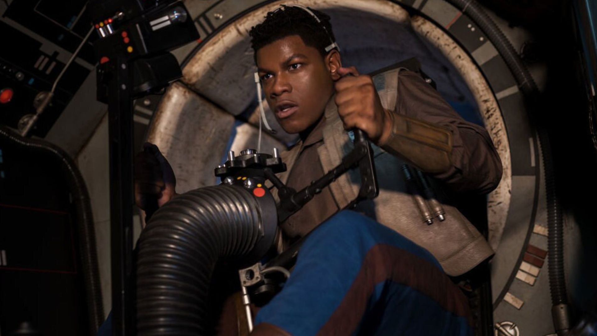 John Boyega revela conversas com a Lucasfilm para retorno de Finn em Star Wars