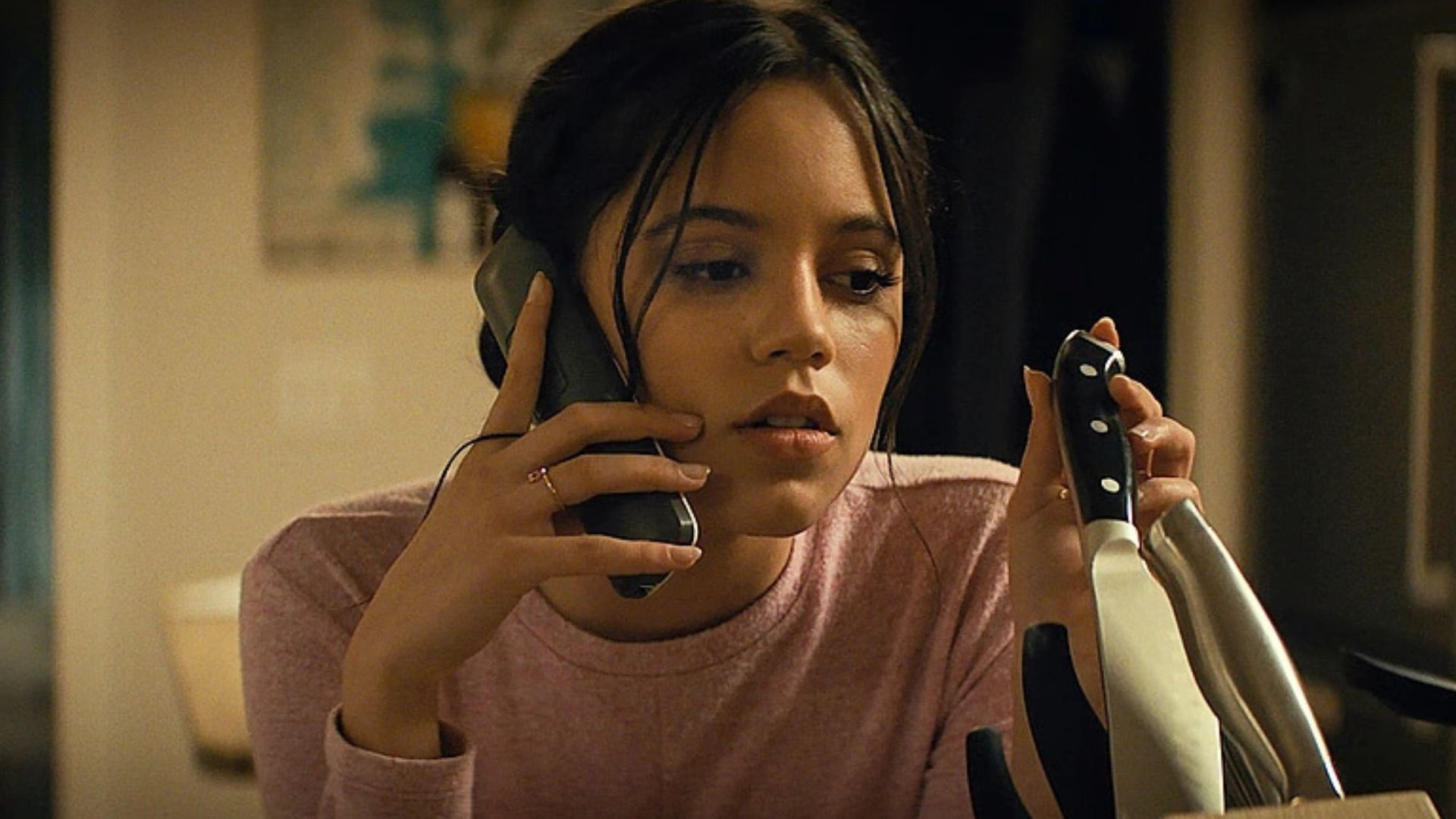 Gremlins 3 pode ter Jenna Ortega como protagonista, indicam rumores