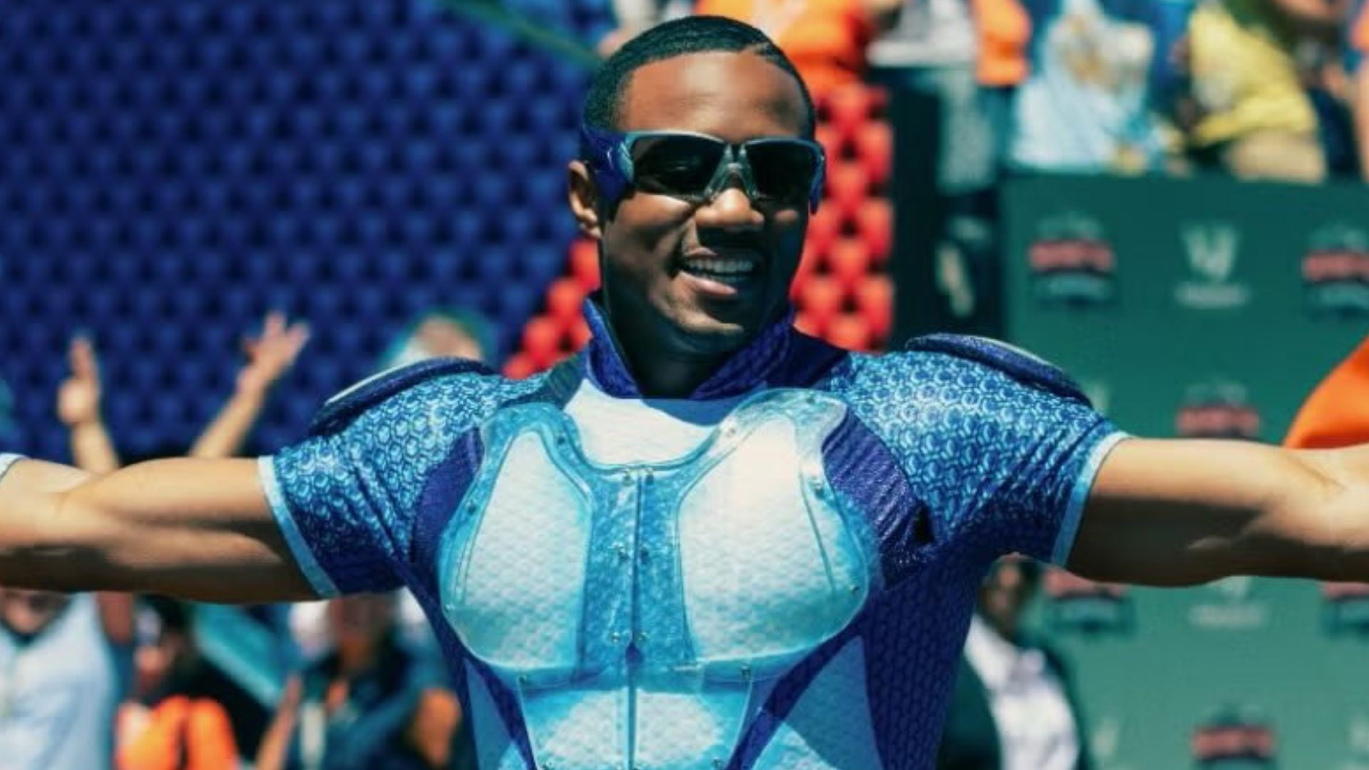 Jessie T. Usher diz que 5ª temporada de The Boys “parece um derivado estranho” da série