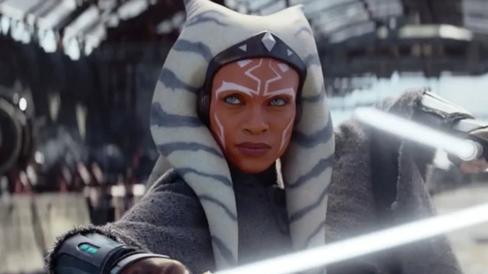 Jon Favreau sugere que Ahsoka seguirá como prioridade no futuro de Star Wars